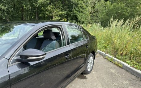 Volkswagen Jetta VI, 2013 год, 1 150 000 рублей, 3 фотография