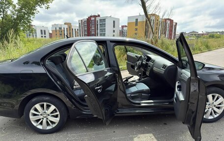Volkswagen Jetta VI, 2013 год, 1 150 000 рублей, 14 фотография