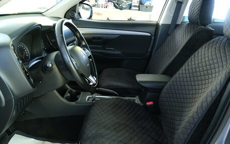 Mitsubishi Outlander III рестайлинг 3, 2012 год, 1 399 000 рублей, 8 фотография