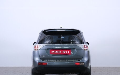 Mitsubishi Outlander III рестайлинг 3, 2012 год, 1 399 000 рублей, 6 фотография