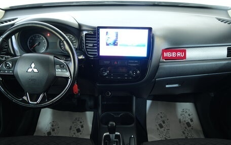 Mitsubishi Outlander III рестайлинг 3, 2012 год, 1 399 000 рублей, 12 фотография