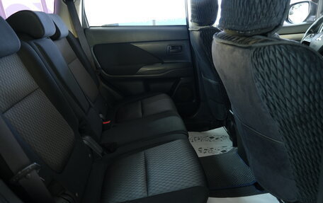 Mitsubishi Outlander III рестайлинг 3, 2012 год, 1 399 000 рублей, 19 фотография
