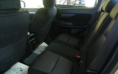 Mitsubishi Outlander III рестайлинг 3, 2012 год, 1 399 000 рублей, 18 фотография