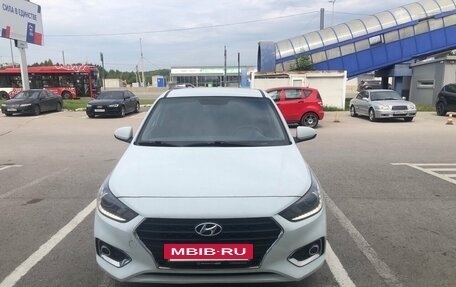 Hyundai Solaris II рестайлинг, 2018 год, 1 398 000 рублей, 3 фотография