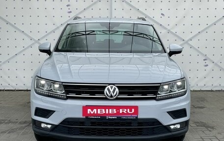 Volkswagen Tiguan II, 2018 год, 2 730 000 рублей, 3 фотография