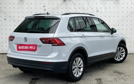 Volkswagen Tiguan II, 2018 год, 2 730 000 рублей, 4 фотография