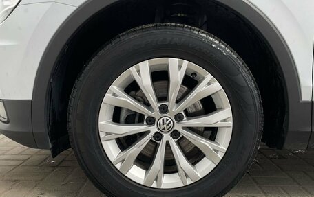 Volkswagen Tiguan II, 2018 год, 2 730 000 рублей, 20 фотография
