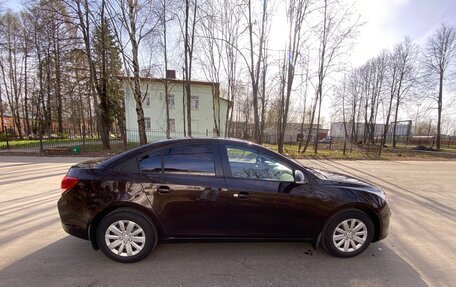 Chevrolet Cruze II, 2014 год, 700 000 рублей, 4 фотография