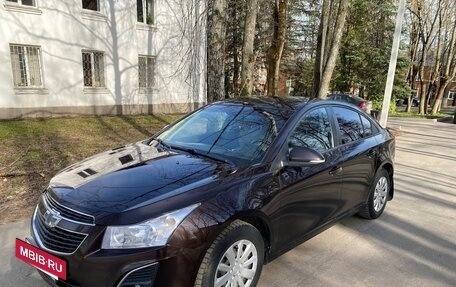 Chevrolet Cruze II, 2014 год, 700 000 рублей, 7 фотография