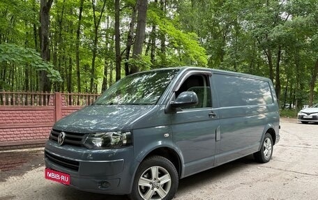 Volkswagen Transporter T5 рестайлинг, 2011 год, 1 450 000 рублей, 1 фотография