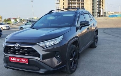 Toyota RAV4, 2021 год, 3 300 000 рублей, 1 фотография