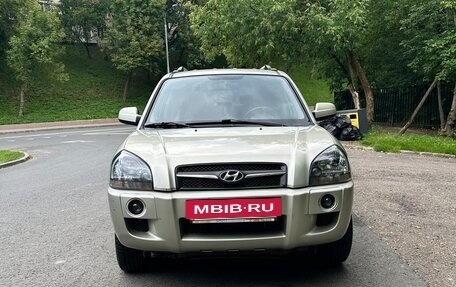 Hyundai Tucson III, 2008 год, 890 000 рублей, 4 фотография