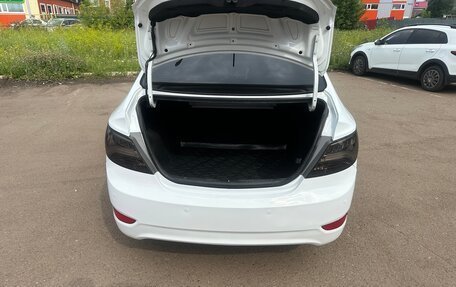 Hyundai Solaris II рестайлинг, 2013 год, 750 000 рублей, 2 фотография