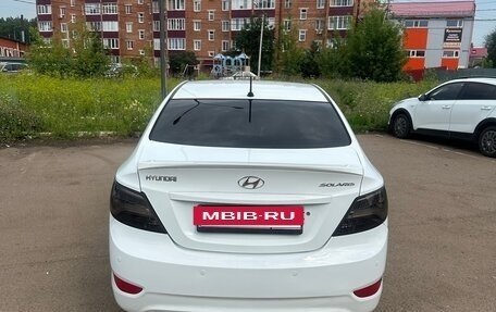 Hyundai Solaris II рестайлинг, 2013 год, 750 000 рублей, 4 фотография