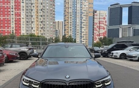 BMW 3 серия, 2019 год, 3 900 000 рублей, 8 фотография