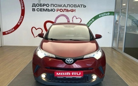 Toyota C-HR I рестайлинг, 2019 год, 1 898 000 рублей, 2 фотография