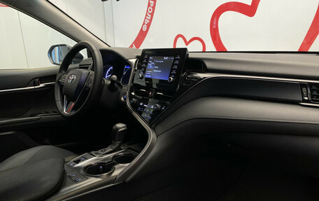 Toyota Camry, 2021 год, 2 298 000 рублей, 8 фотография