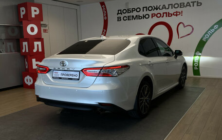 Toyota Camry, 2021 год, 2 298 000 рублей, 4 фотография