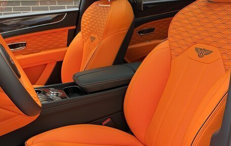 Bentley Bentayga I, 2026 год, 47 000 000 рублей, 15 фотография