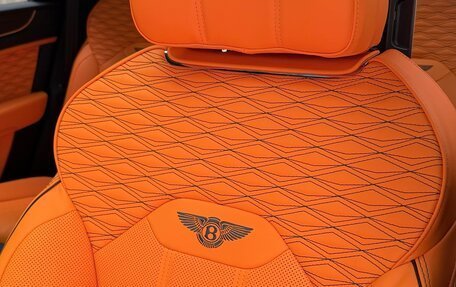 Bentley Bentayga I, 2026 год, 47 000 000 рублей, 16 фотография