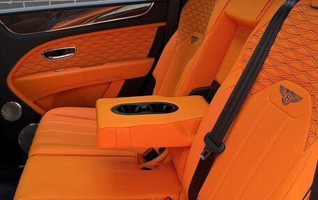 Bentley Bentayga I, 2026 год, 47 000 000 рублей, 18 фотография