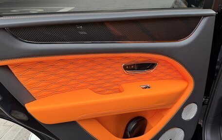 Bentley Bentayga I, 2026 год, 47 000 000 рублей, 21 фотография