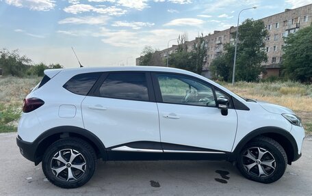 Renault Kaptur I рестайлинг, 2019 год, 900 000 рублей, 5 фотография