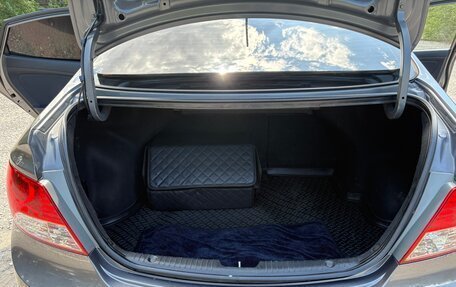 Hyundai Solaris II рестайлинг, 2011 год, 880 000 рублей, 12 фотография