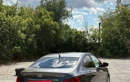 Hyundai Solaris II рестайлинг, 2011 год, 880 000 рублей, 4 фотография
