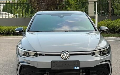 Volkswagen Golf VIII, 2022 год, 1 690 000 рублей, 3 фотография