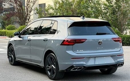 Volkswagen Golf VIII, 2022 год, 1 690 000 рублей, 4 фотография