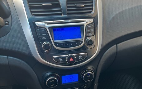 Hyundai Solaris II рестайлинг, 2013 год, 780 000 рублей, 9 фотография