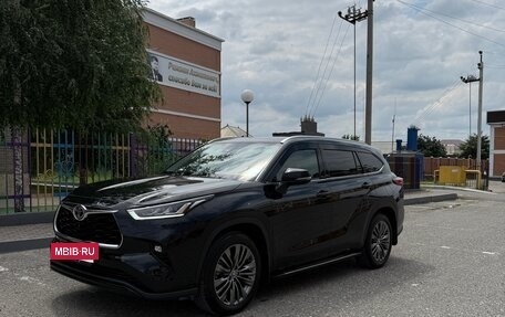 Toyota Highlander, 2025 год, 5 350 000 рублей, 2 фотография