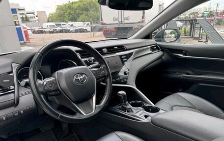 Toyota Camry, 2020 год, 2 450 000 рублей, 13 фотография
