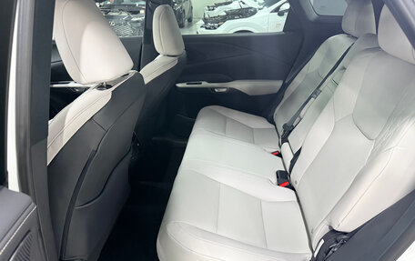 Lexus RX IV рестайлинг, 2023 год, 8 960 000 рублей, 12 фотография