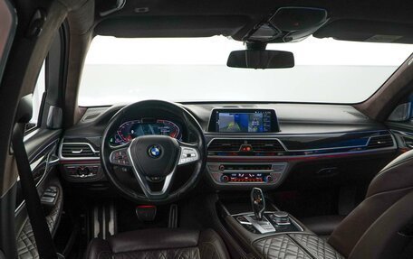 BMW 7 серия, 2019 год, 5 997 077 рублей, 6 фотография