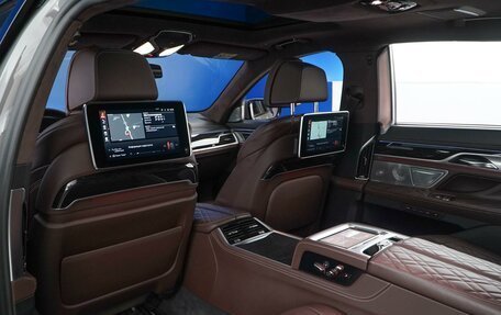 BMW 7 серия, 2019 год, 5 997 077 рублей, 11 фотография
