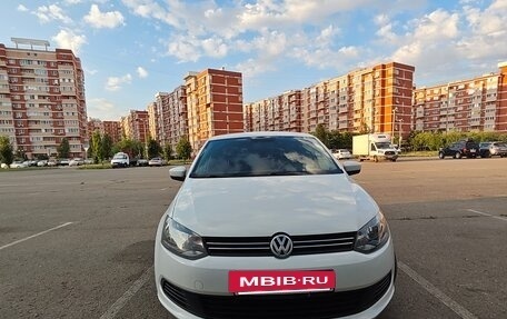 Volkswagen Polo VI (EU Market), 2015 год, 1 050 000 рублей, 3 фотография