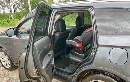 Mitsubishi Outlander III рестайлинг 3, 2014 год, 1 390 000 рублей, 13 фотография