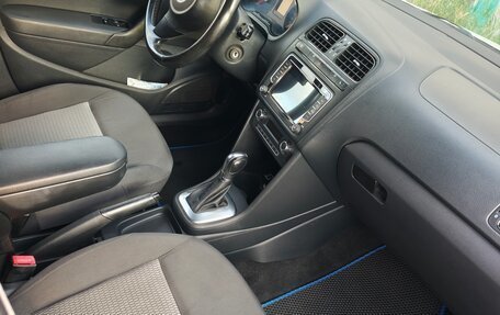 Volkswagen Polo VI (EU Market), 2015 год, 1 050 000 рублей, 6 фотография