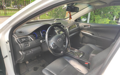 Toyota Camry, 2015 год, 1 390 000 рублей, 7 фотография