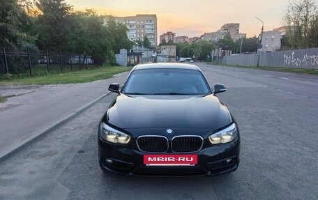 BMW 1 серия, 2015 год, 1 275 000 рублей, 2 фотография