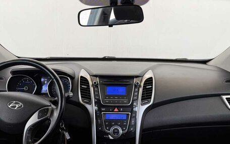 Hyundai i30 II рестайлинг, 2012 год, 850 000 рублей, 5 фотография