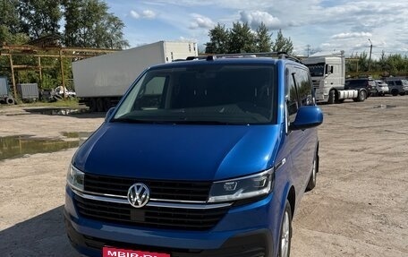 Volkswagen Caravelle T6 рестайлинг, 2020 год, 4 200 000 рублей, 1 фотография