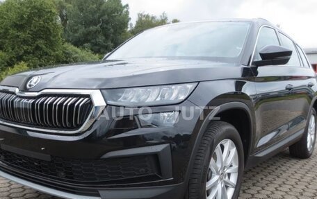 Skoda Kodiaq I, 2022 год, 3 290 000 рублей, 2 фотография