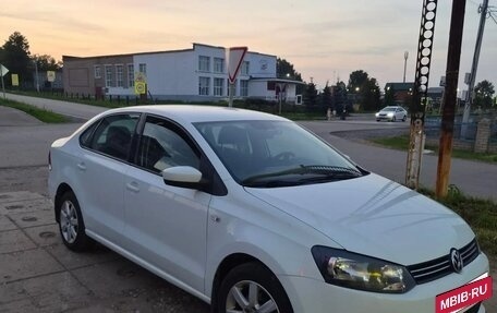 Volkswagen Polo VI (EU Market), 2015 год, 1 000 000 рублей, 2 фотография