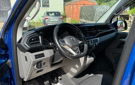 Volkswagen Caravelle T6 рестайлинг, 2020 год, 4 200 000 рублей, 16 фотография
