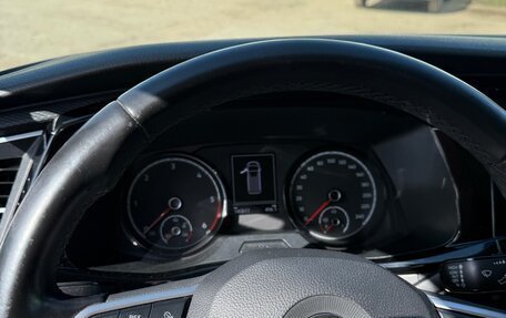 Volkswagen Caravelle T6 рестайлинг, 2020 год, 4 200 000 рублей, 19 фотография