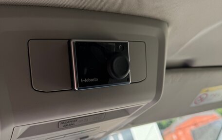 Volkswagen Caravelle T6 рестайлинг, 2020 год, 4 200 000 рублей, 23 фотография