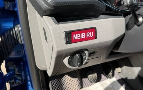Volkswagen Caravelle T6 рестайлинг, 2020 год, 4 200 000 рублей, 22 фотография